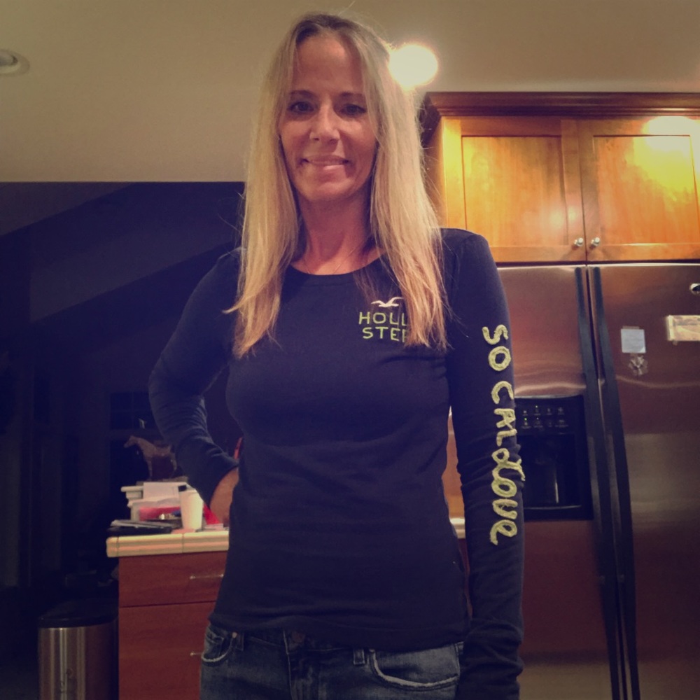 HOLLISTER long sleeve t shirt
